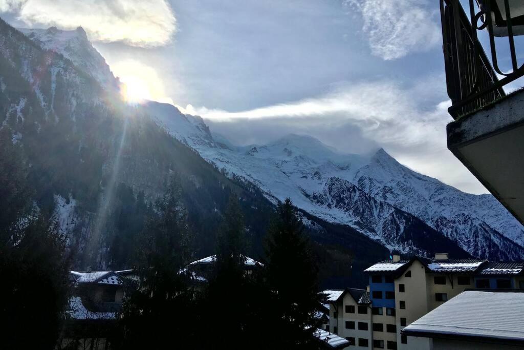 Charmant Appartement, Centre Ville, Vue Mont-Blanc 霞慕尼 外观 照片